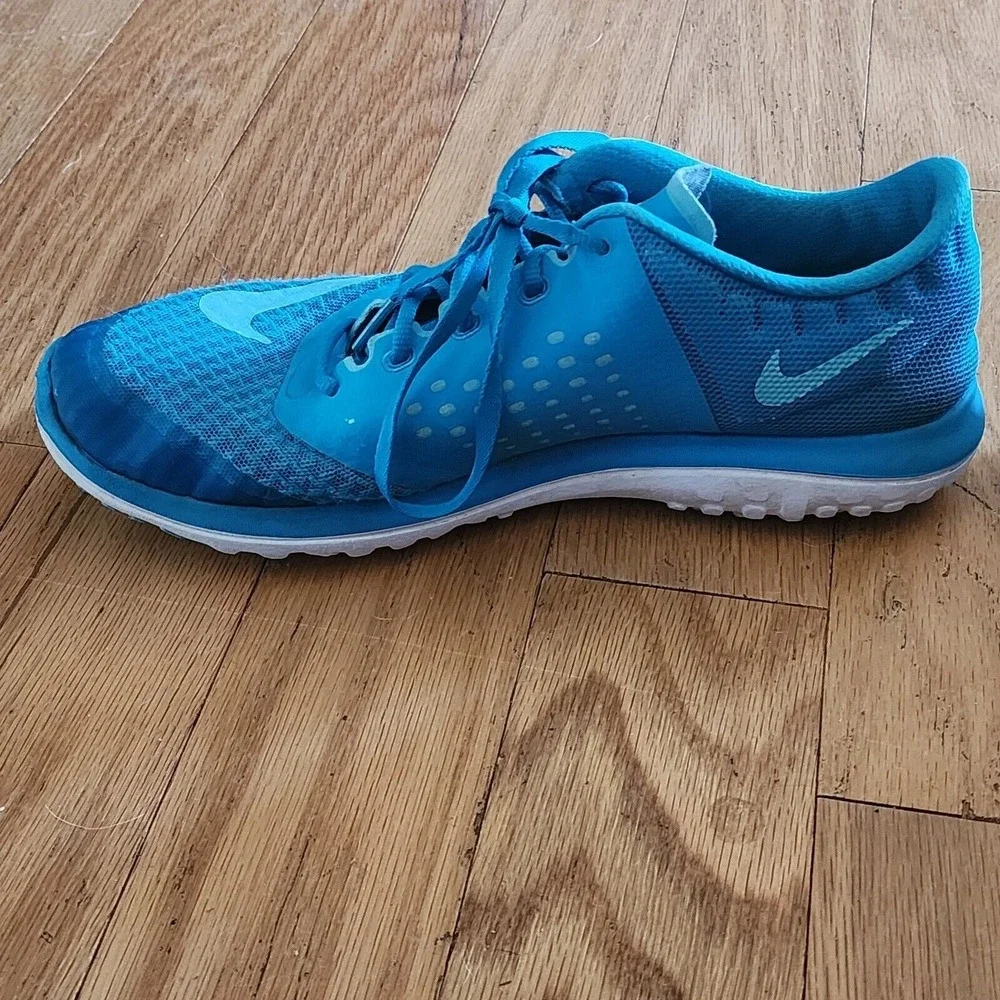 Nike women fs